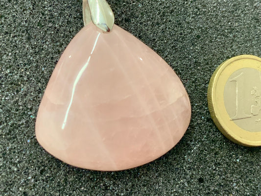 Pendentif en quartz rose