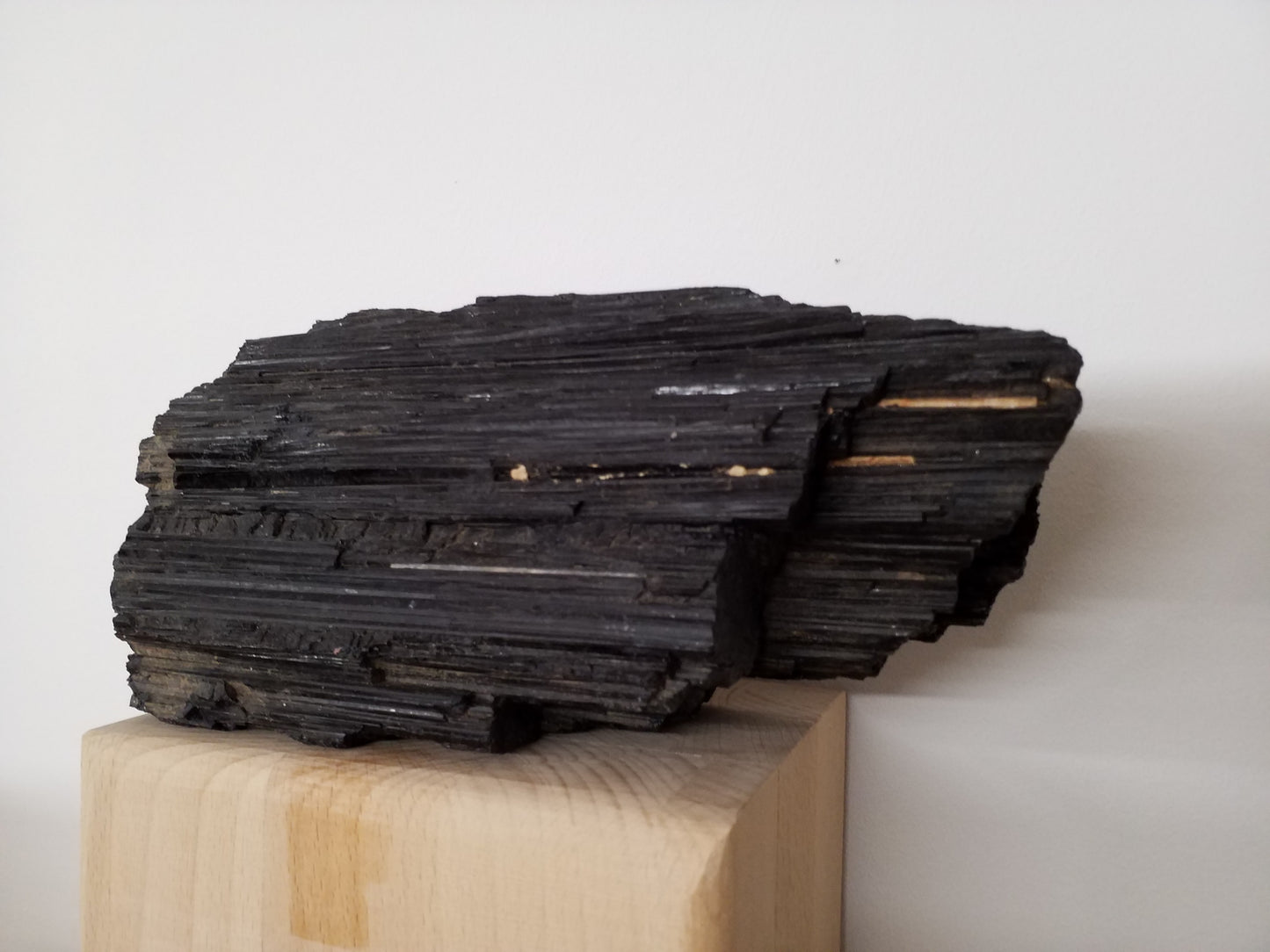 Tourmaline noire bloc de 3,4kg