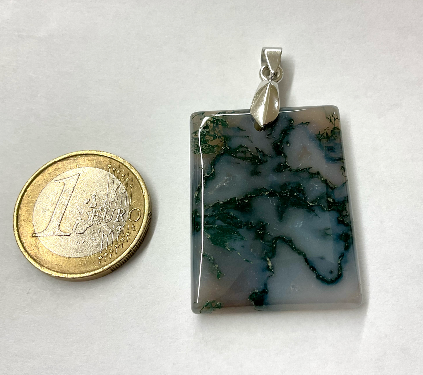 Pendentif en agate mousse