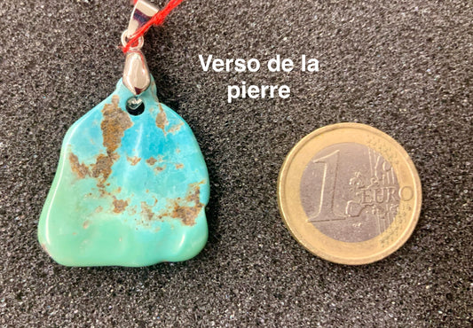 Pendentif en turquoise d’Arizona