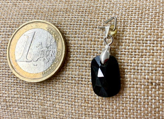 Pendentif en spinelle noir