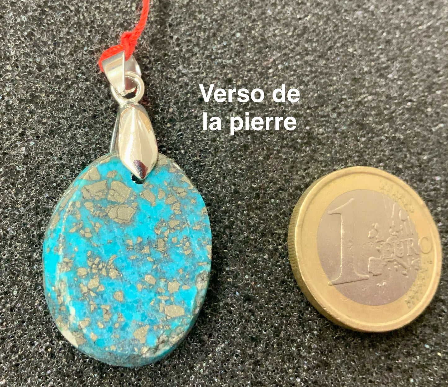 Pendentif en turquoise d’Arizona
