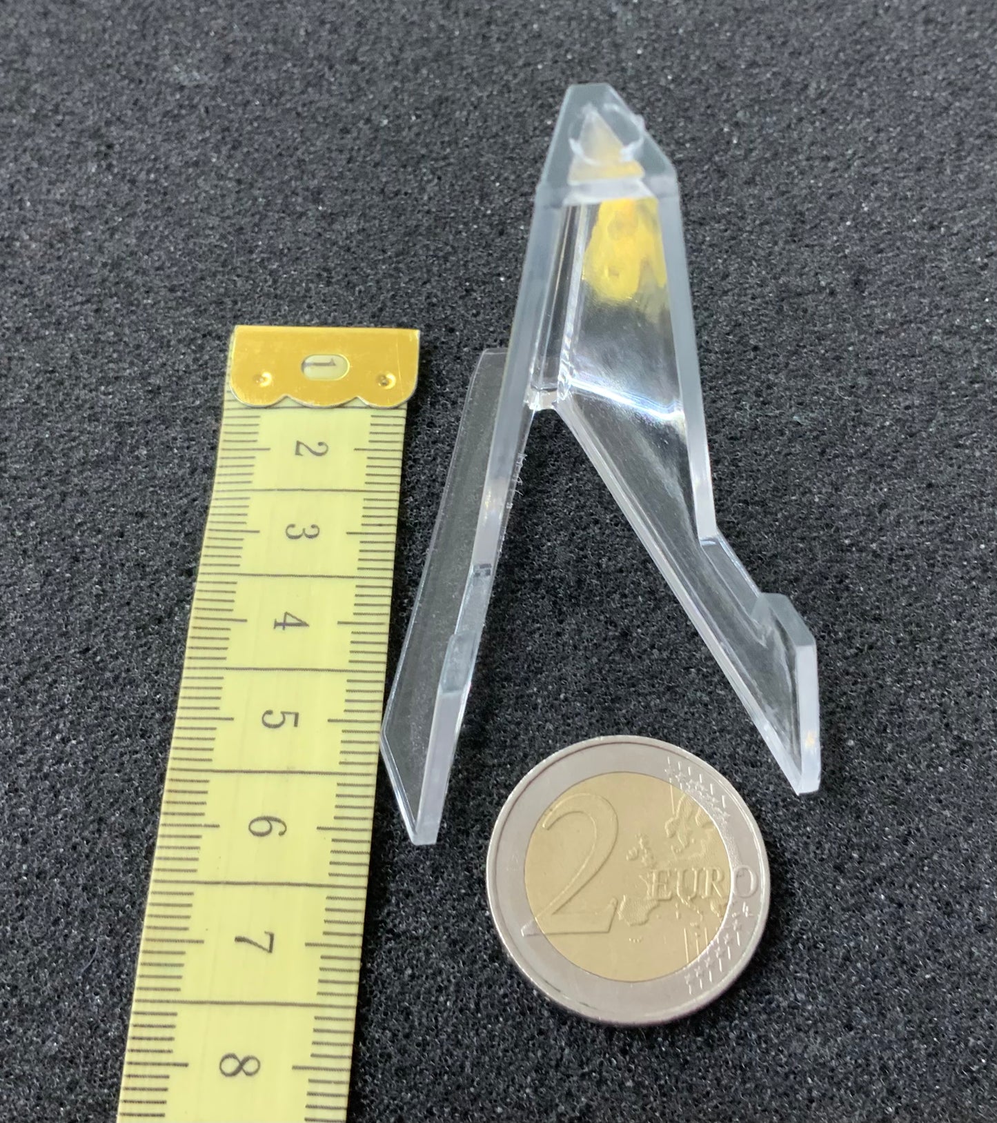 Socle en plastique transparent