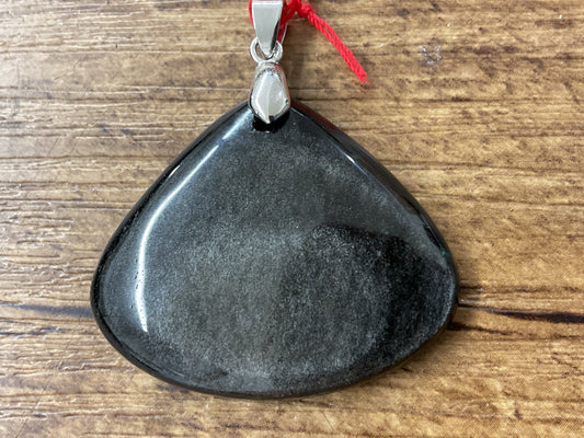 Pendentif en obsidienne argentée