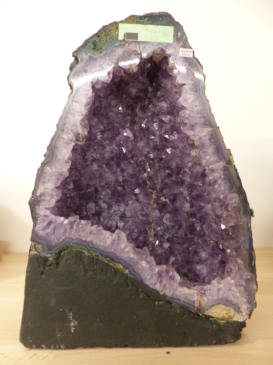 Géode cathédrale améthyste petit modèle / Brésil