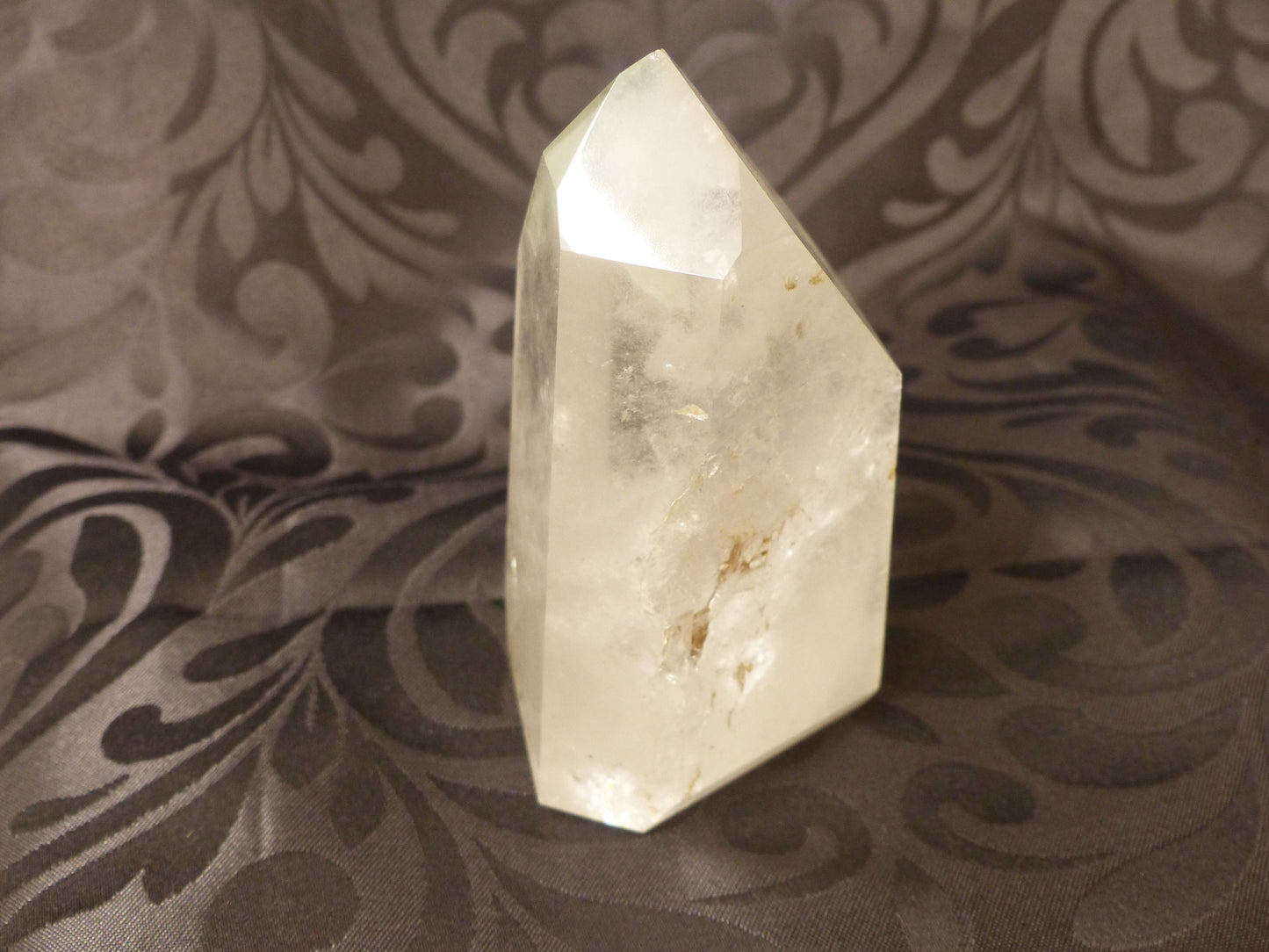 Pointe de quartz avec inclusion de chlorite