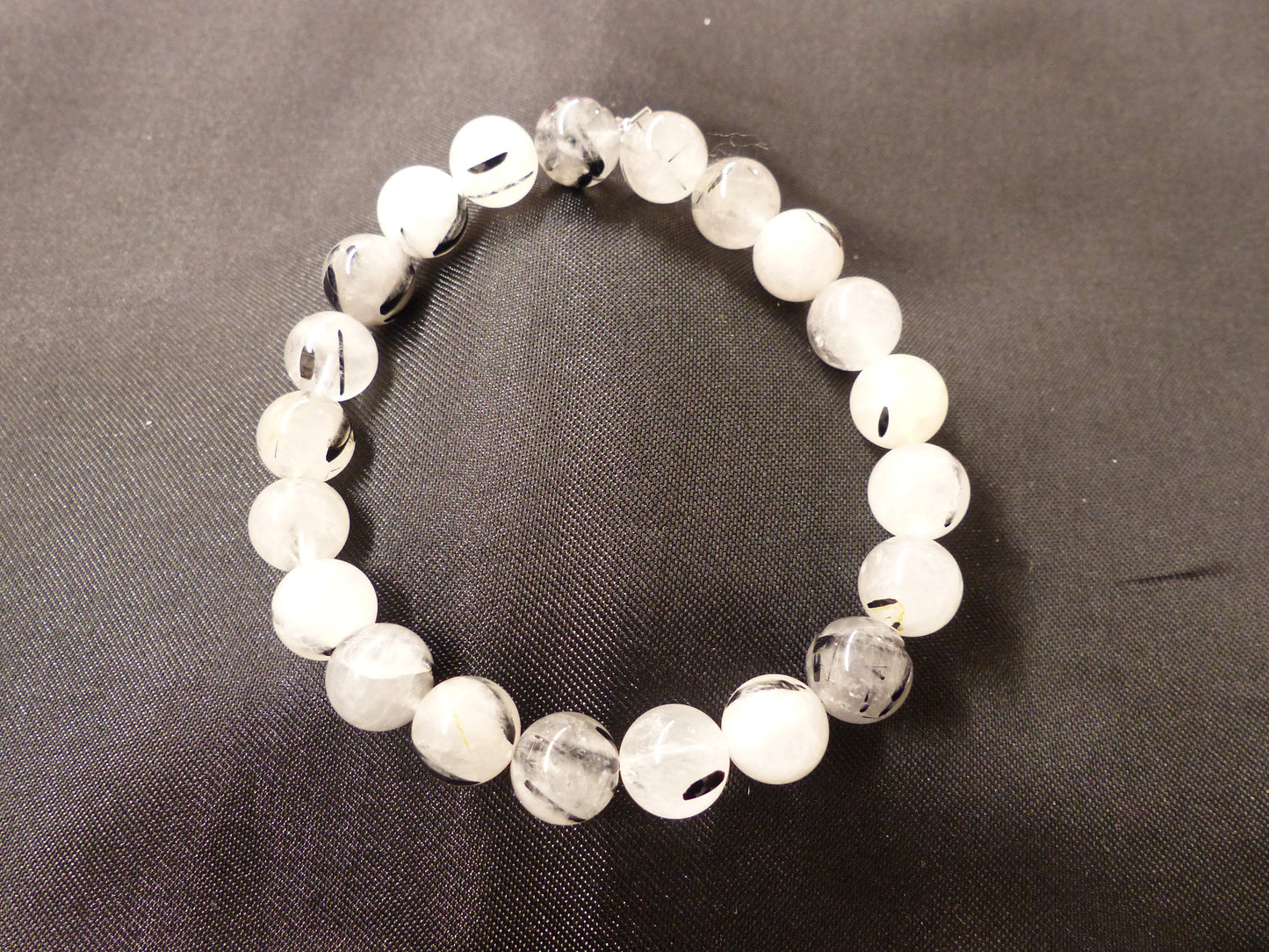 Bracelet en quartz tourmaline, perles 8 mm