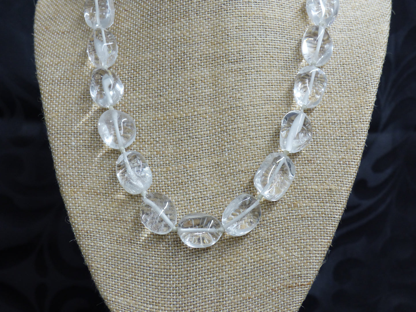 Collier en grosses perles de cristal de roche de 50cm