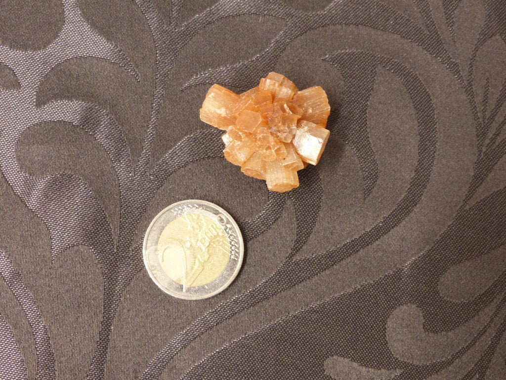Aragonite marron petits morçeaux du Maroc