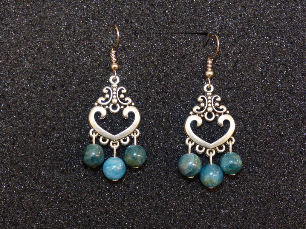 Boucles d'oreilles en apatite