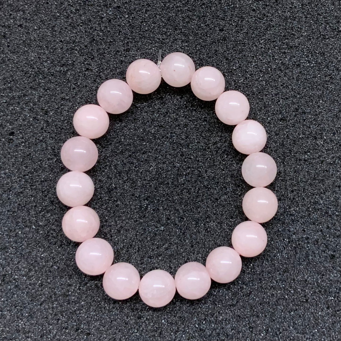 Bracelet en quartz rose, perles 6, 8 ou 10 mm avec ou sans breloques