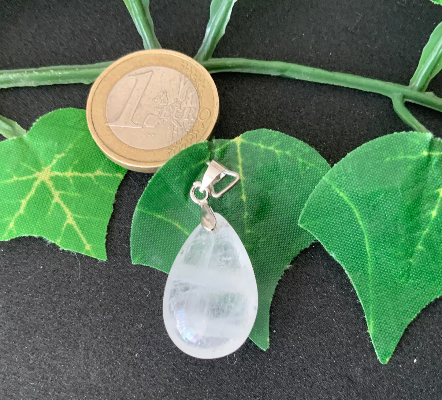 Pendentif en forme de goutte