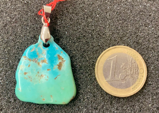 Pendentif en turquoise d’Arizona