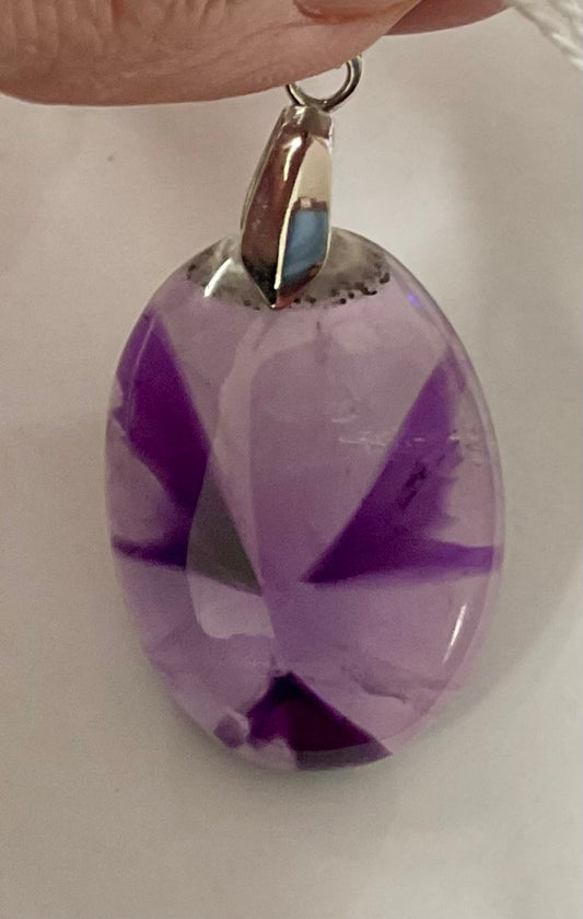 Pendentif en améthyste