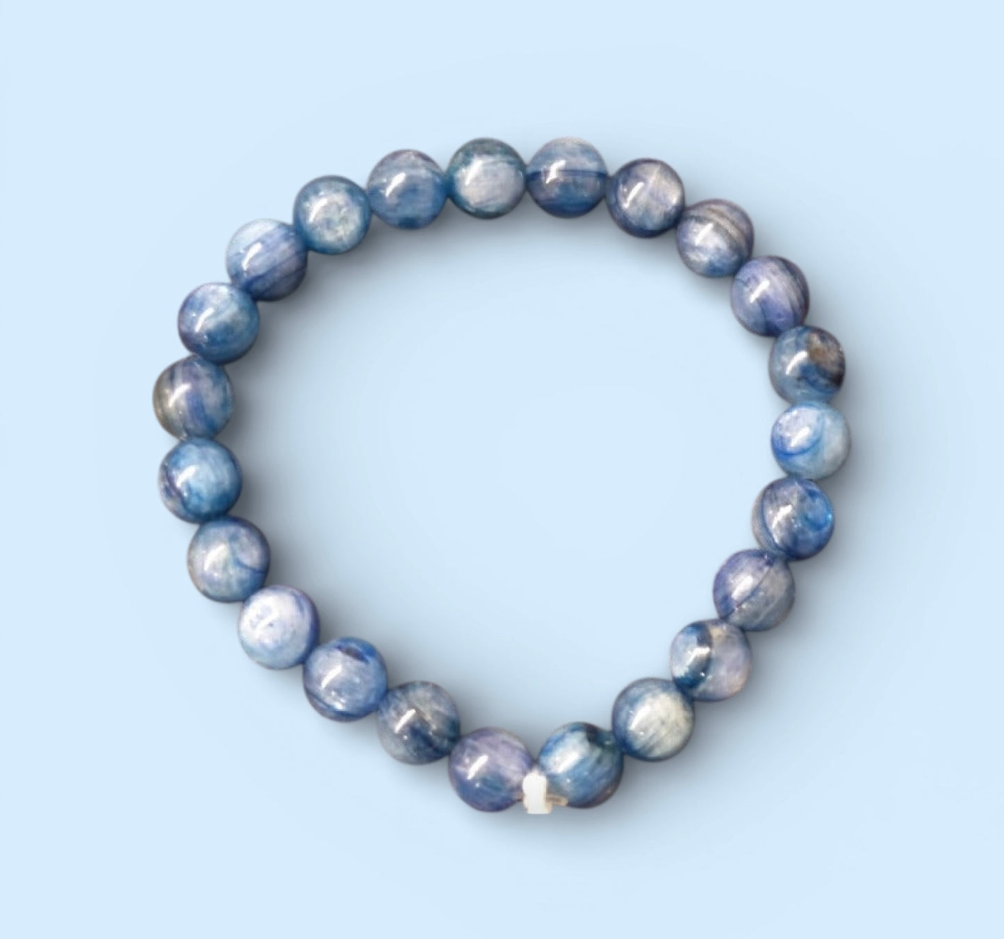 Bracelet en cyanite bleue perles de 8mm