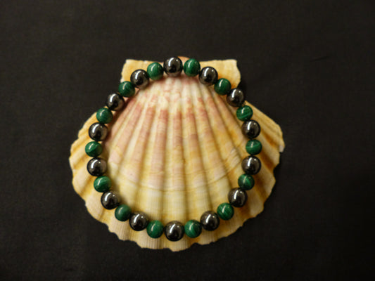 Bracelet homme en malachite et magnétite perles de 8mm